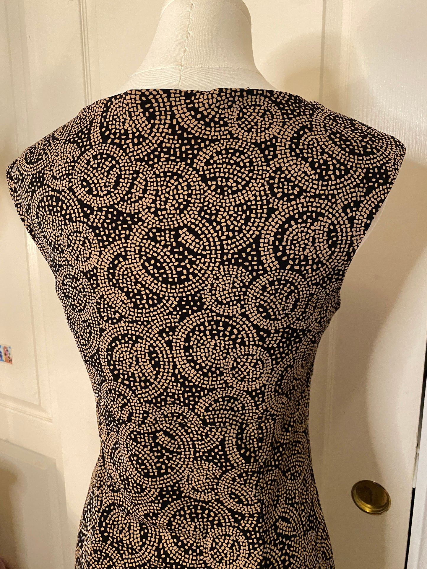 New York & Company Brown and Black Pattern Knee Length Dress (~$17 off retail)!