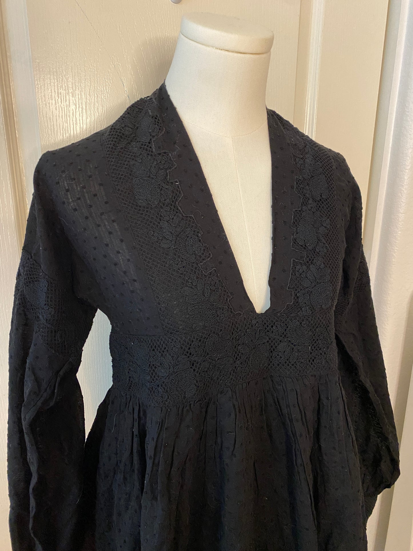 Free People Black V neck Bow Tie Back Short Mini Dress (~$50 off retail!)