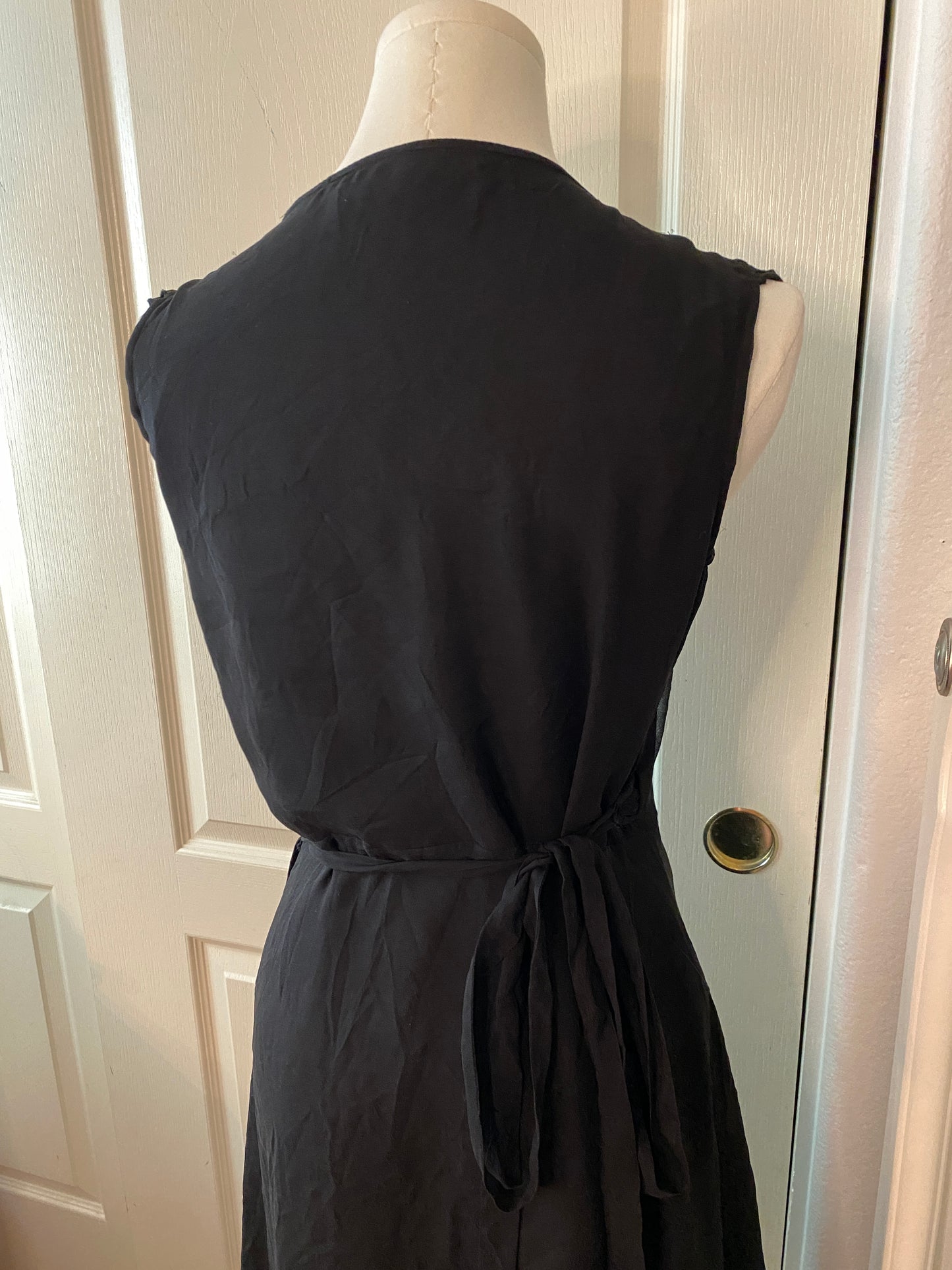 Jenny Han V Neck Ruffle Lace Black Sleeveless Wrap Dress