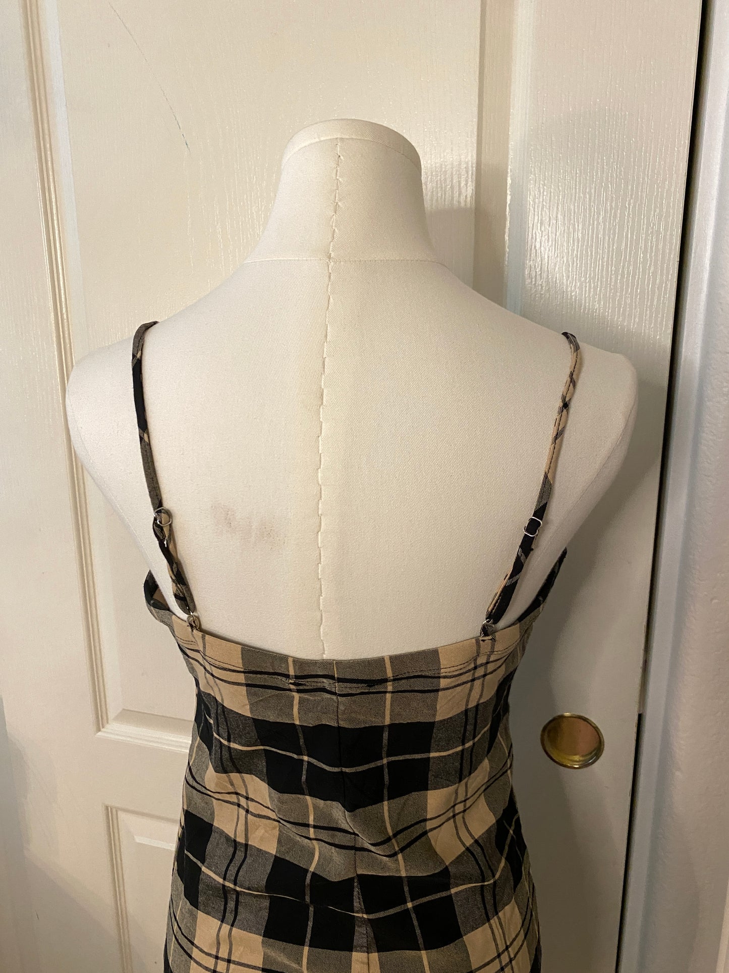 Love Tree Black and Tan Beige Spaghetti Strap Fitting Mini Dress Gingham Plaid