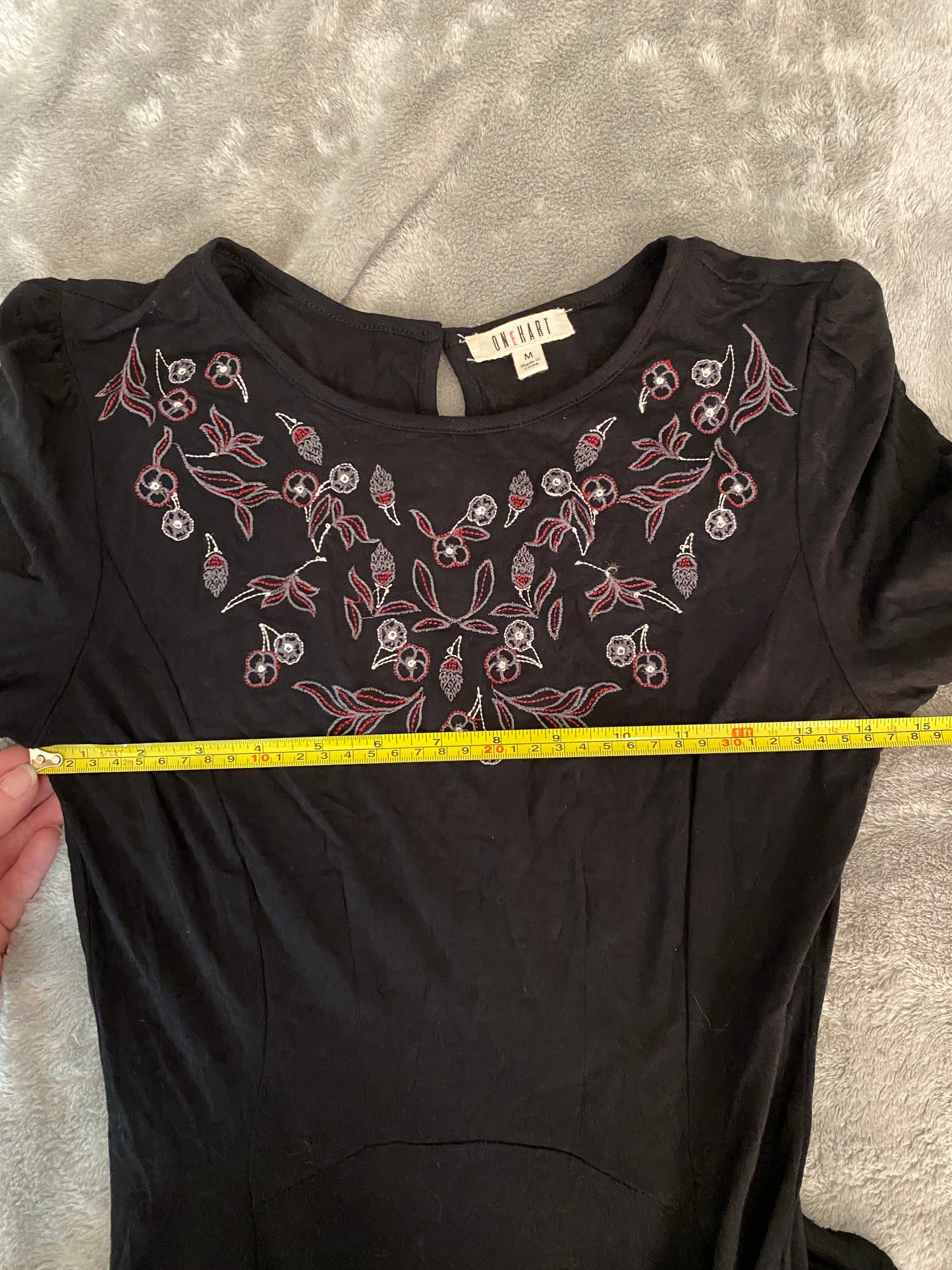 One Hart Embroidered Floral Long Sleeve A Line Black Feminine Dress