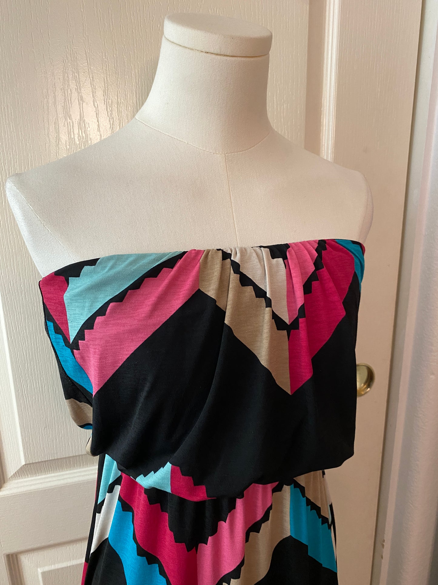 Trinni Multicolor Black Chevron Strapless Maxi Beach Summer Tropical Dress