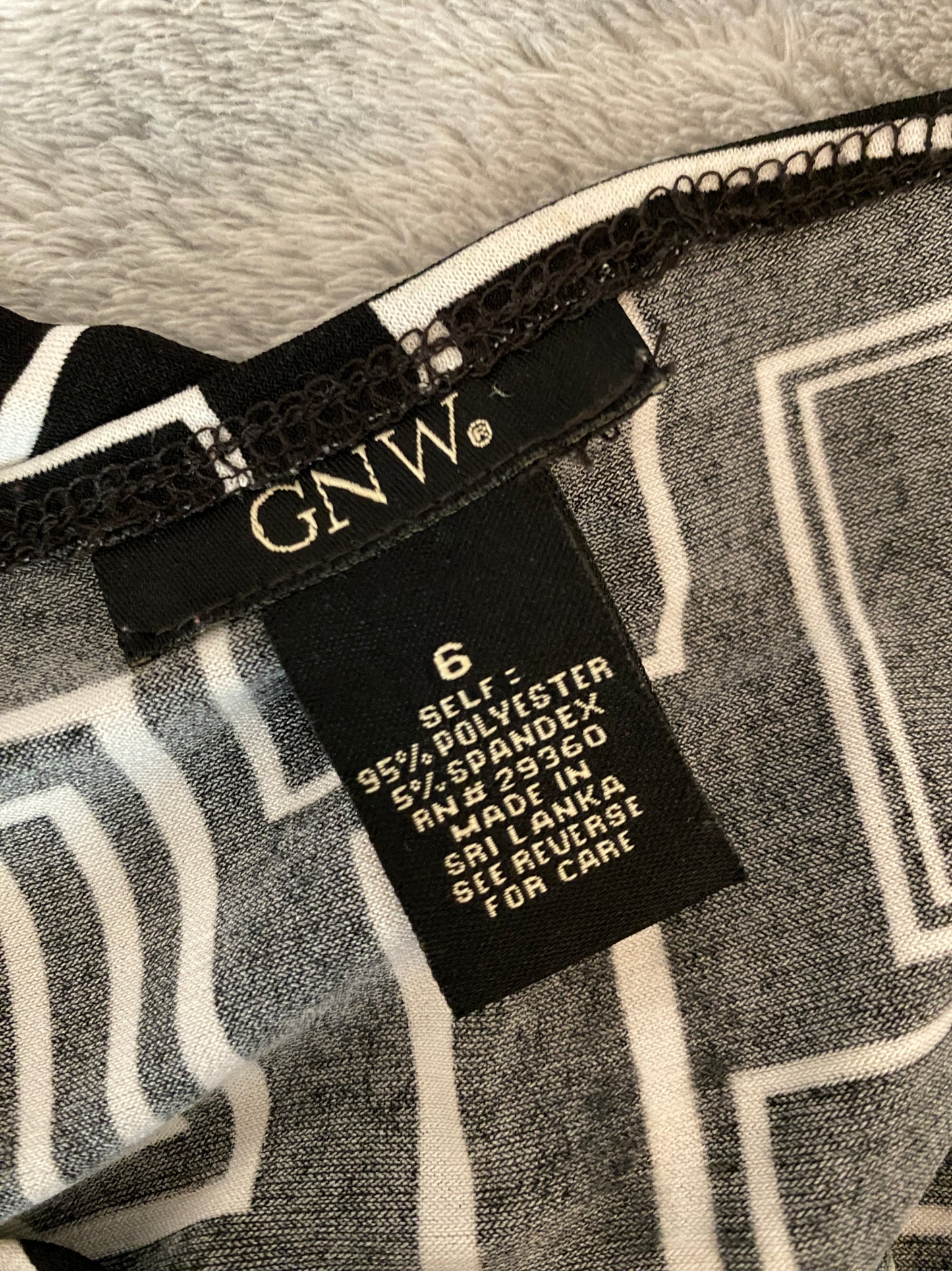 GNW Black and White Square Pattern Wrap Bow V Neck Dress