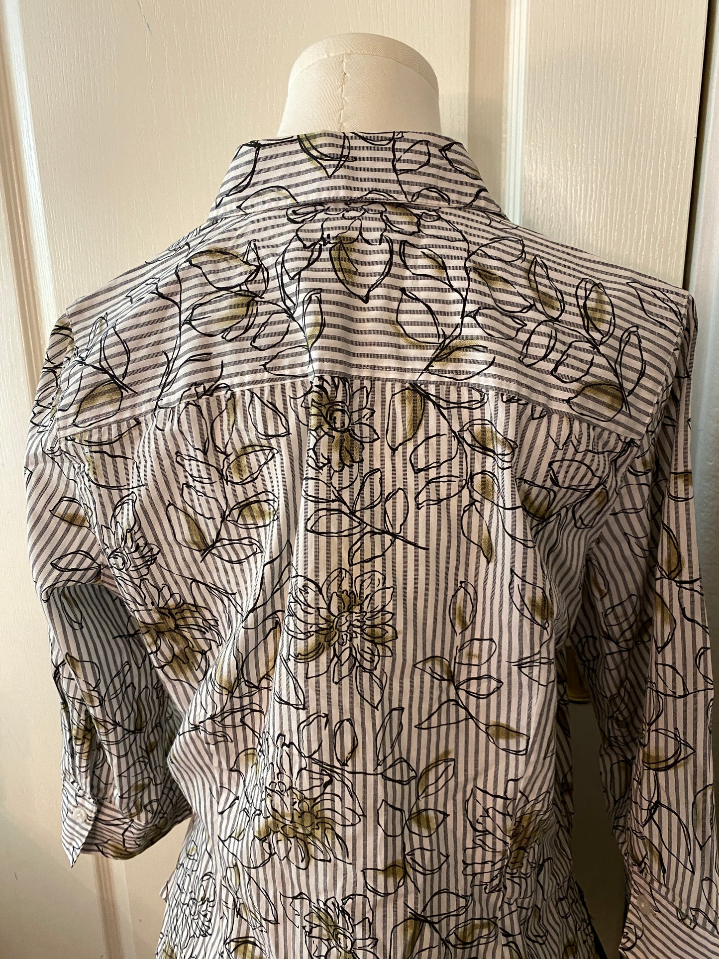 Studio Works Petite Button Up Floral Striped Long Sleeve Collared Feminine Top