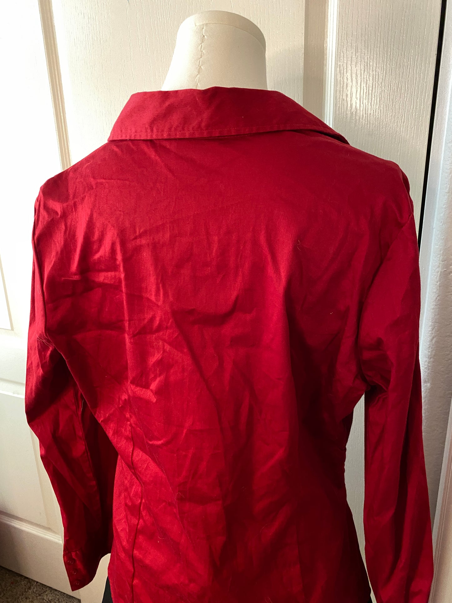 Apt 9 Red and Black Wrap Long Sleeve Belt V Neck Collared Top Blouse Tunic