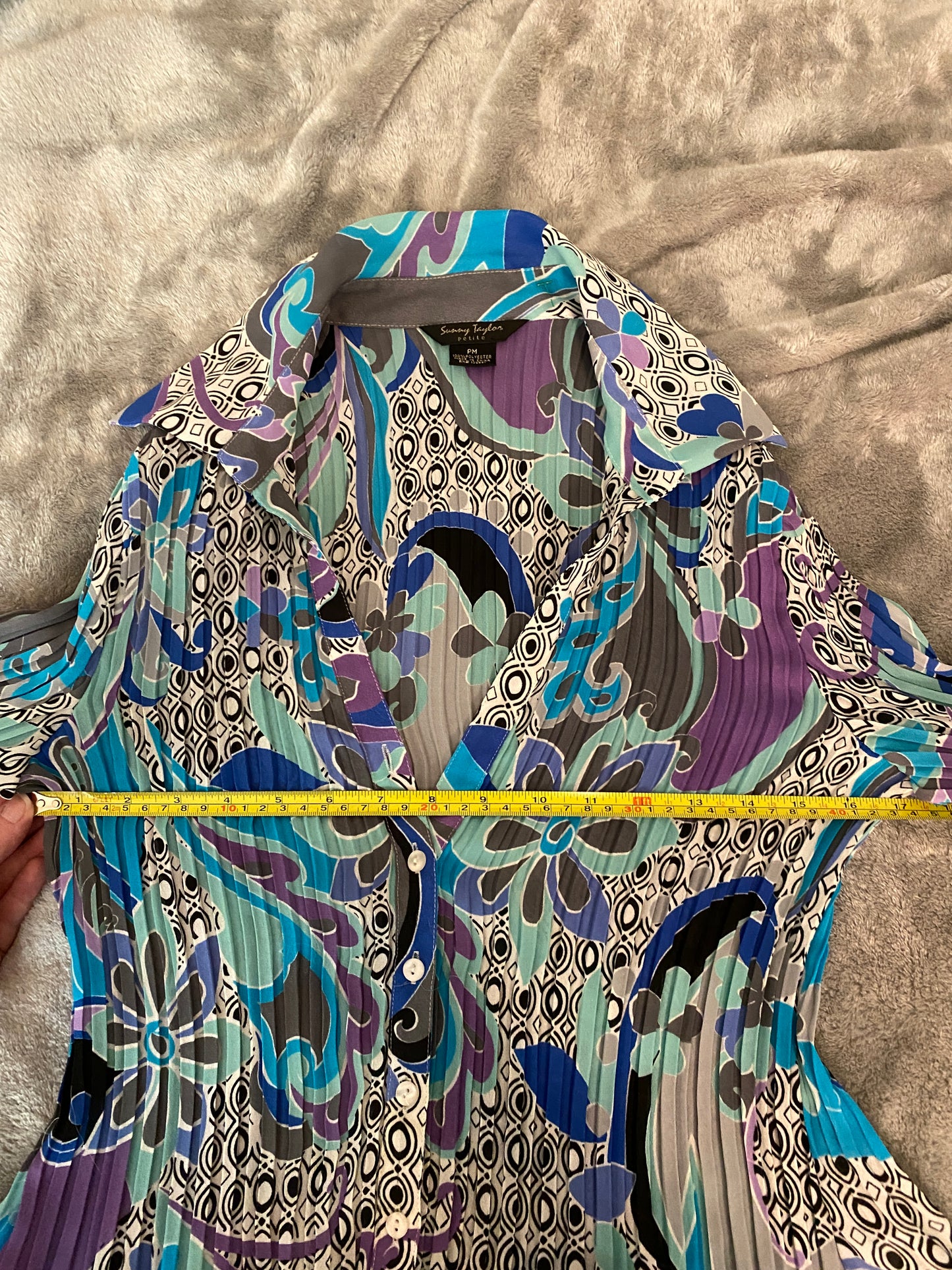 Sunny Taylor Petite Y2k Blue Purple Groovy Long Sleeve Ruffle Button Up Blouse