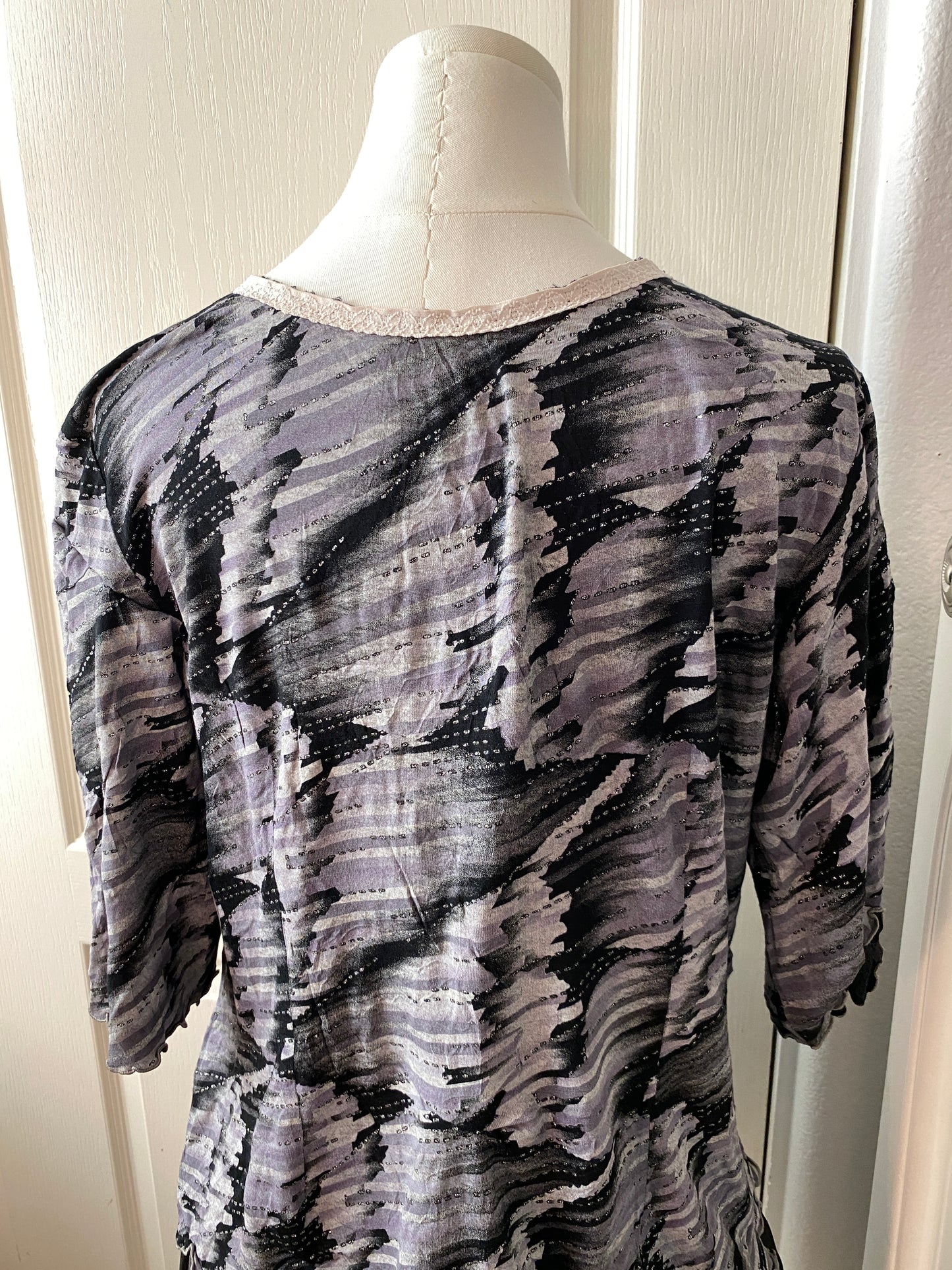 Grey Black Mid Sleeve V Neck Feminine Neutral Monochrome Button Up Blouse Top