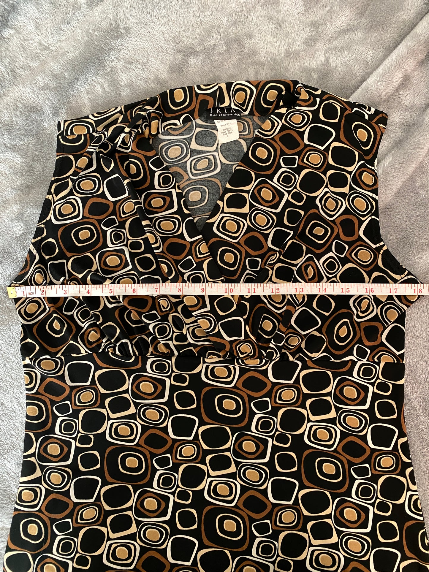 JKLA California Black and Brown Squares V Neck Wrap Sleeveless Blouse Top