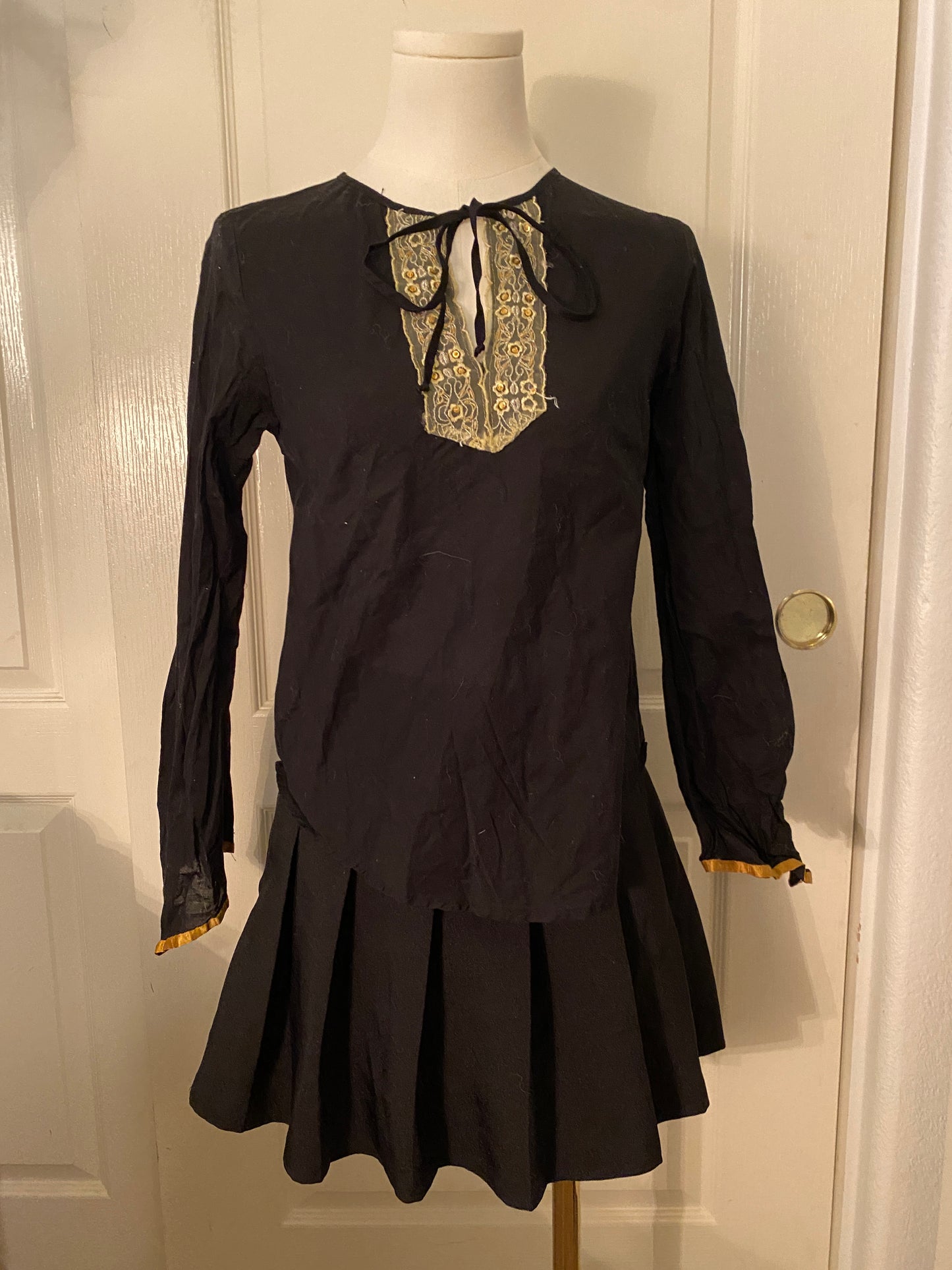 Black and Gold Long Sleeve Fall Autumn Blouse Tunic Tie Collar Floral Detail