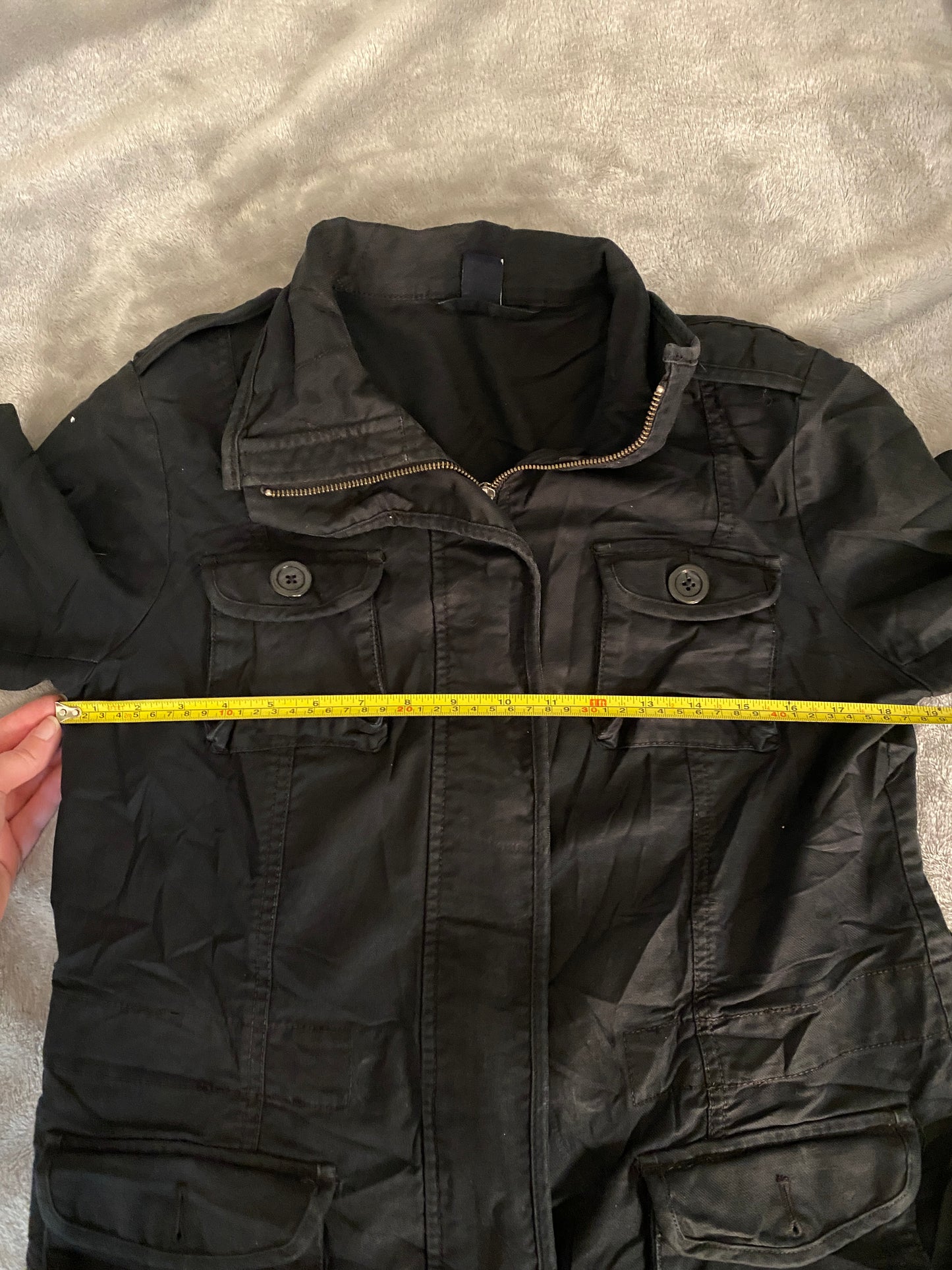 GAP Black Zip Up Heavy Cargo Techwear Winter Fall Autumn Unisex Coat Jacket
