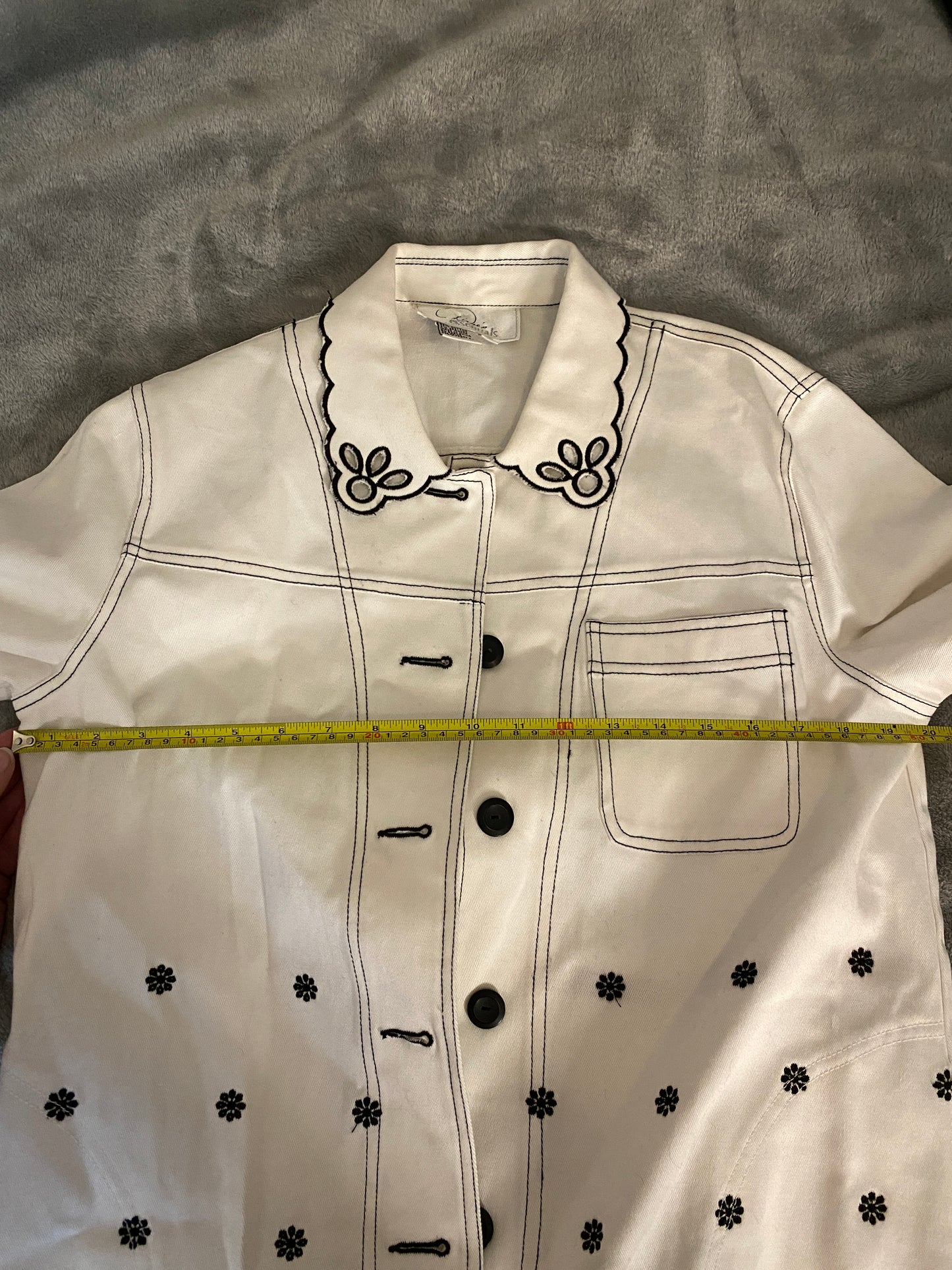 Diane's Essentials Button Up White and Black Embroidered Floral Jacket Coat