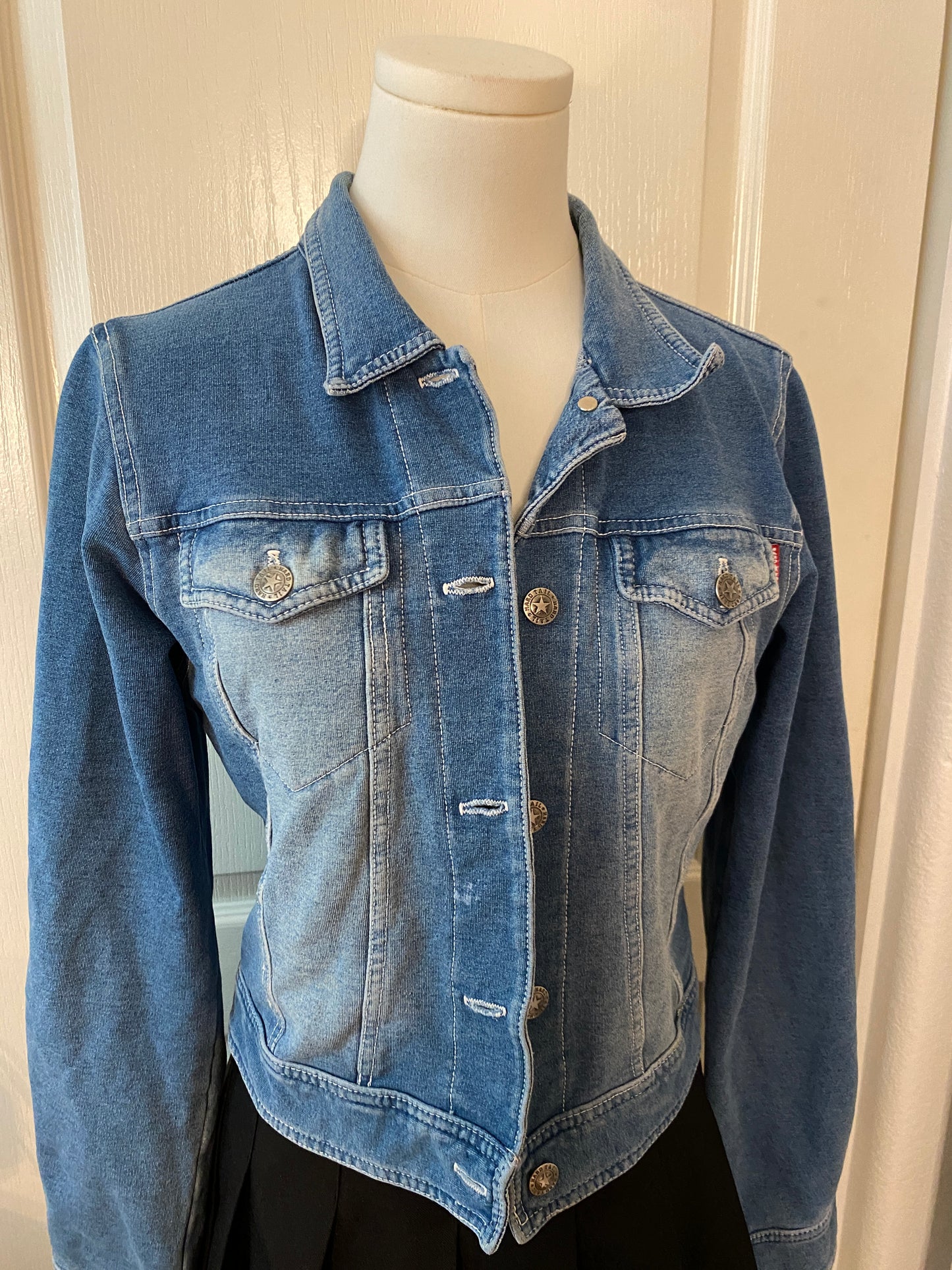 HardTail Forever Blue Long Sleeve Button Up Denim Indie Jean Jacket