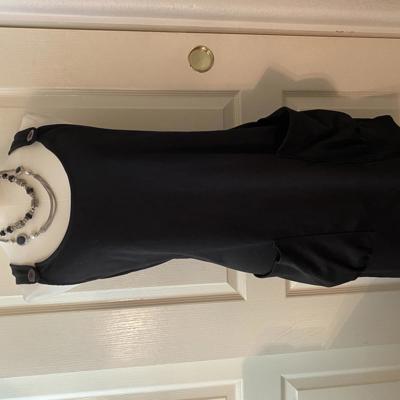 Solemio Black Deep Pocket Button Strap Tank Summer Knee Length Dress