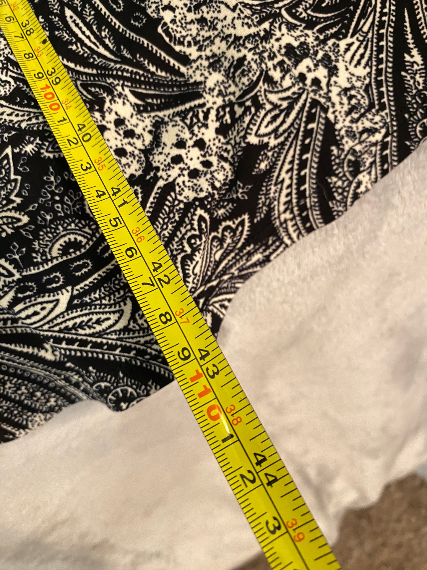 Perceptions NY Black and White Swirl Pattern Midi Summer Dress with Belt