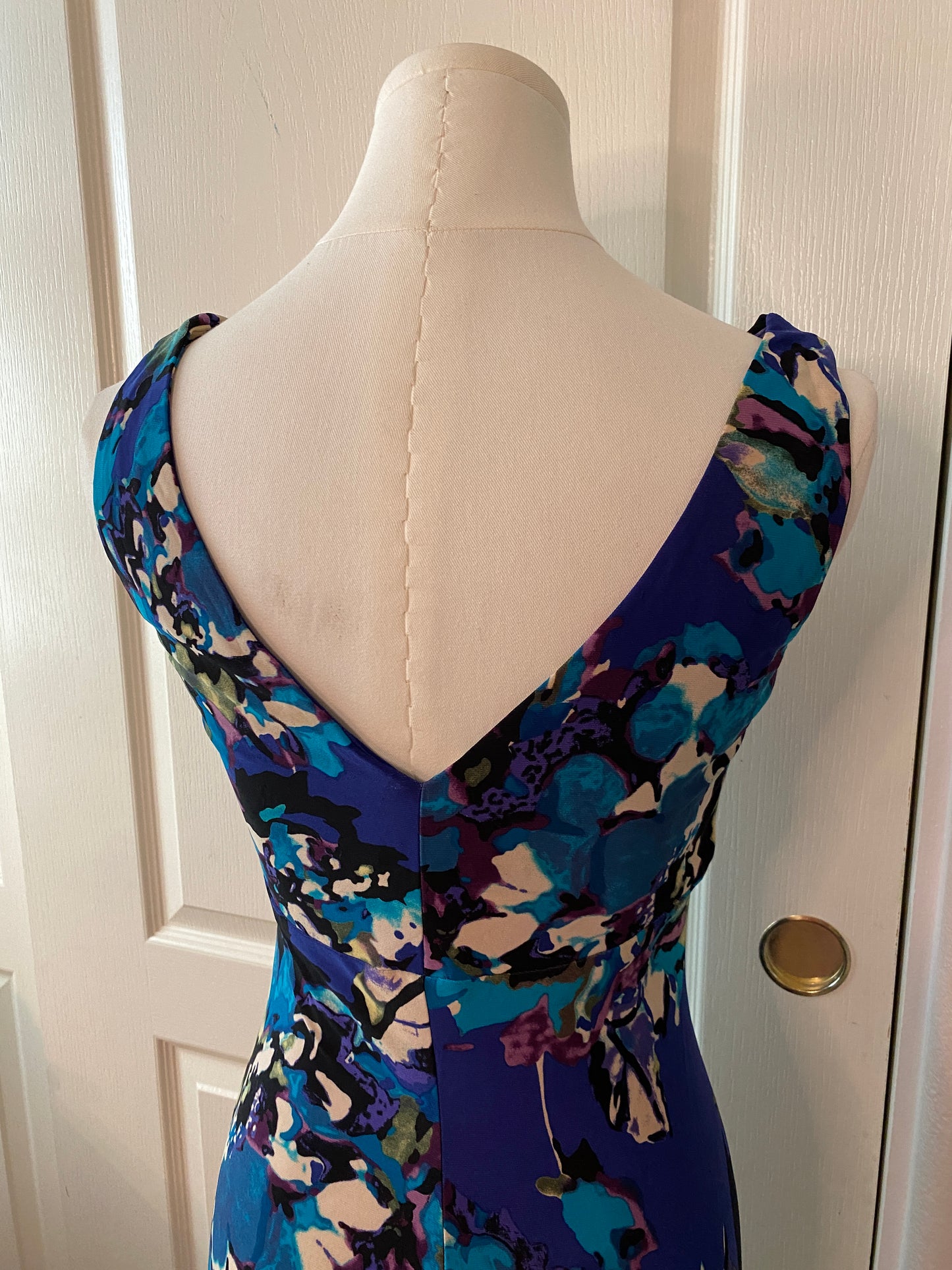 American Living Blue V Neck Pattern Sleeveless Dress