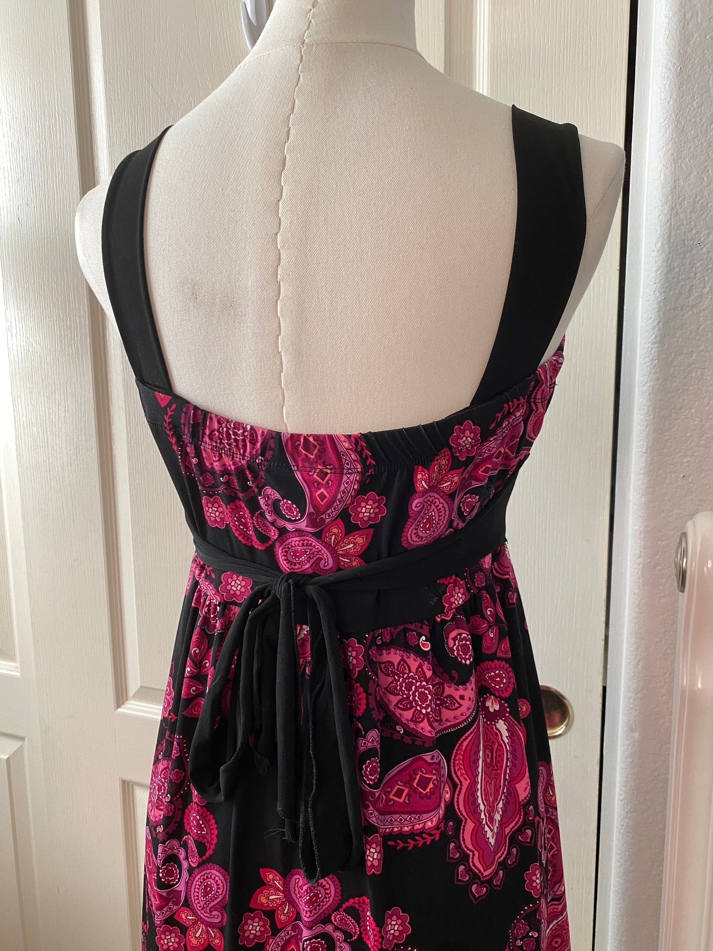 Speeckless Pink and Black Swirl Pattern Knee Length Sleeveless Y2K Mini Dress