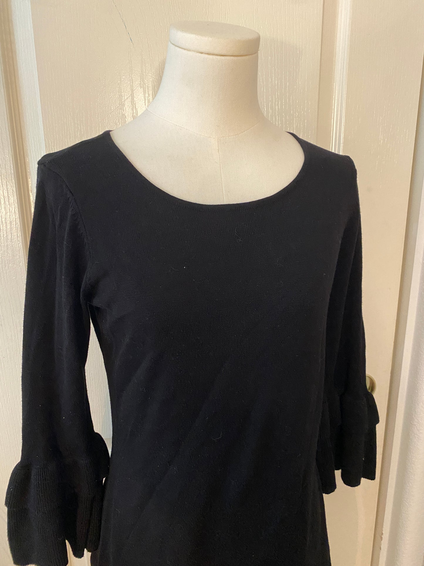 Danny and Nicole Black Flare Sleeve Knee Length Sweater Dress
