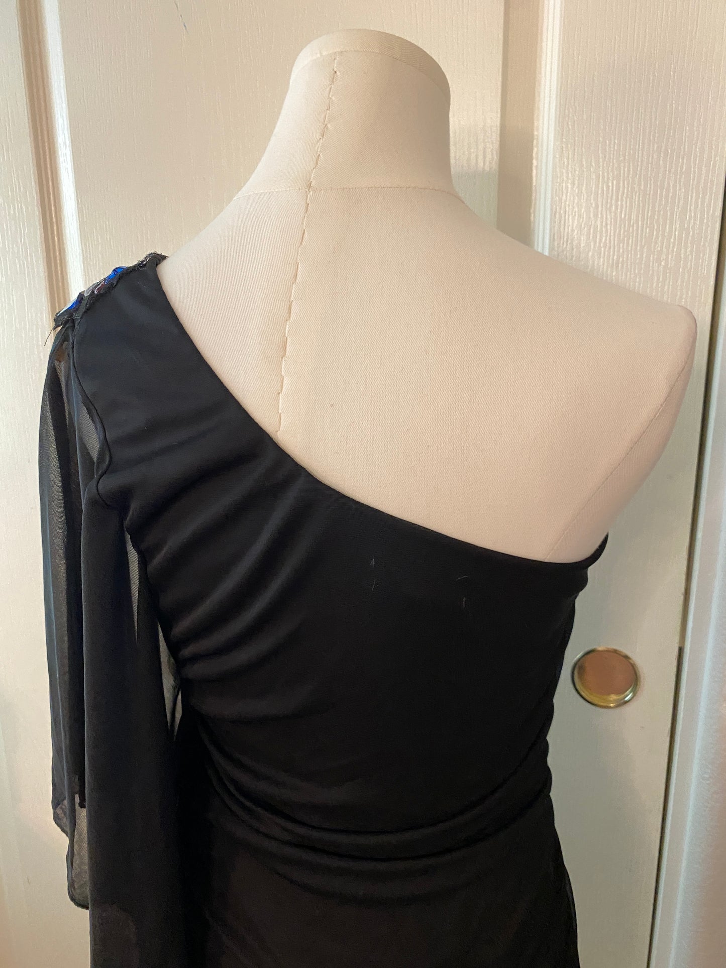 Emerald Sundae Asymmetrical Gemstone Ruffle Sleeve Form Fitting Prom Dress
