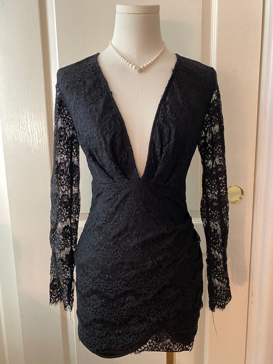 Xtaren Black Long Sleeve Lace V Neck Formal Backless Elegant Feminine Dress