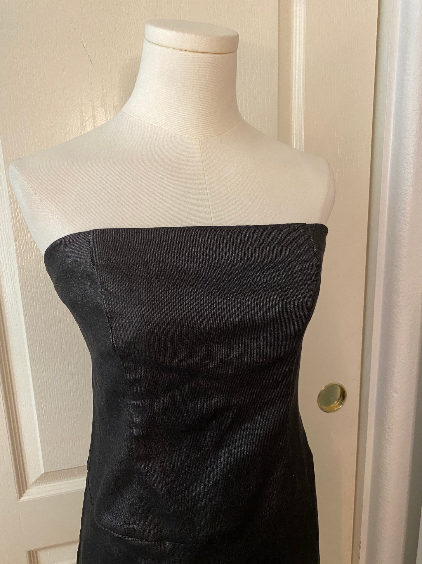 To The Max Sleeveless Dark Grey Black Floral Embroidered Summer Feminine Dress