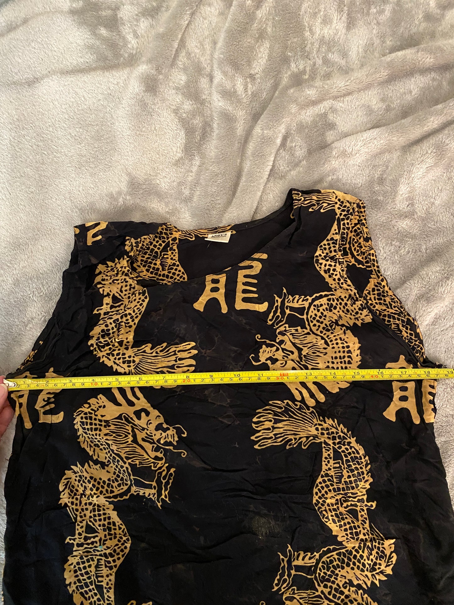 Andy's Collection Y2K Black Gold Sleeveless Tank Top Oriental Pattern Dragon