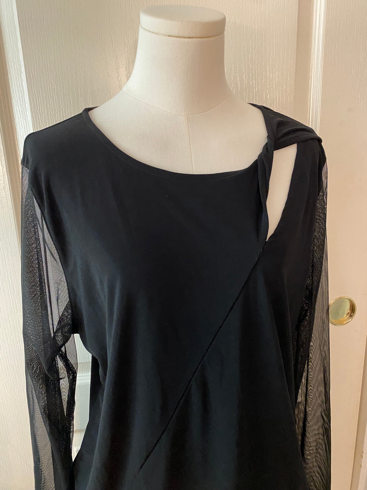DKNY Black Contemporary Abstract Sheer Long Sleeve Black Flowy Top Tunic Blouse