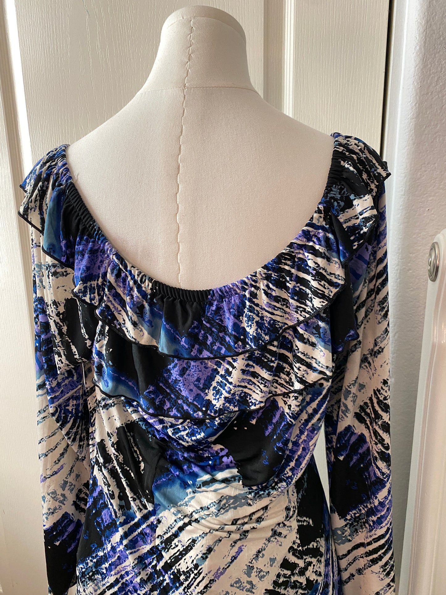 Essentials by Milano Blue Black White Long Sleeve Wide Neck Feminine Blouse Top
