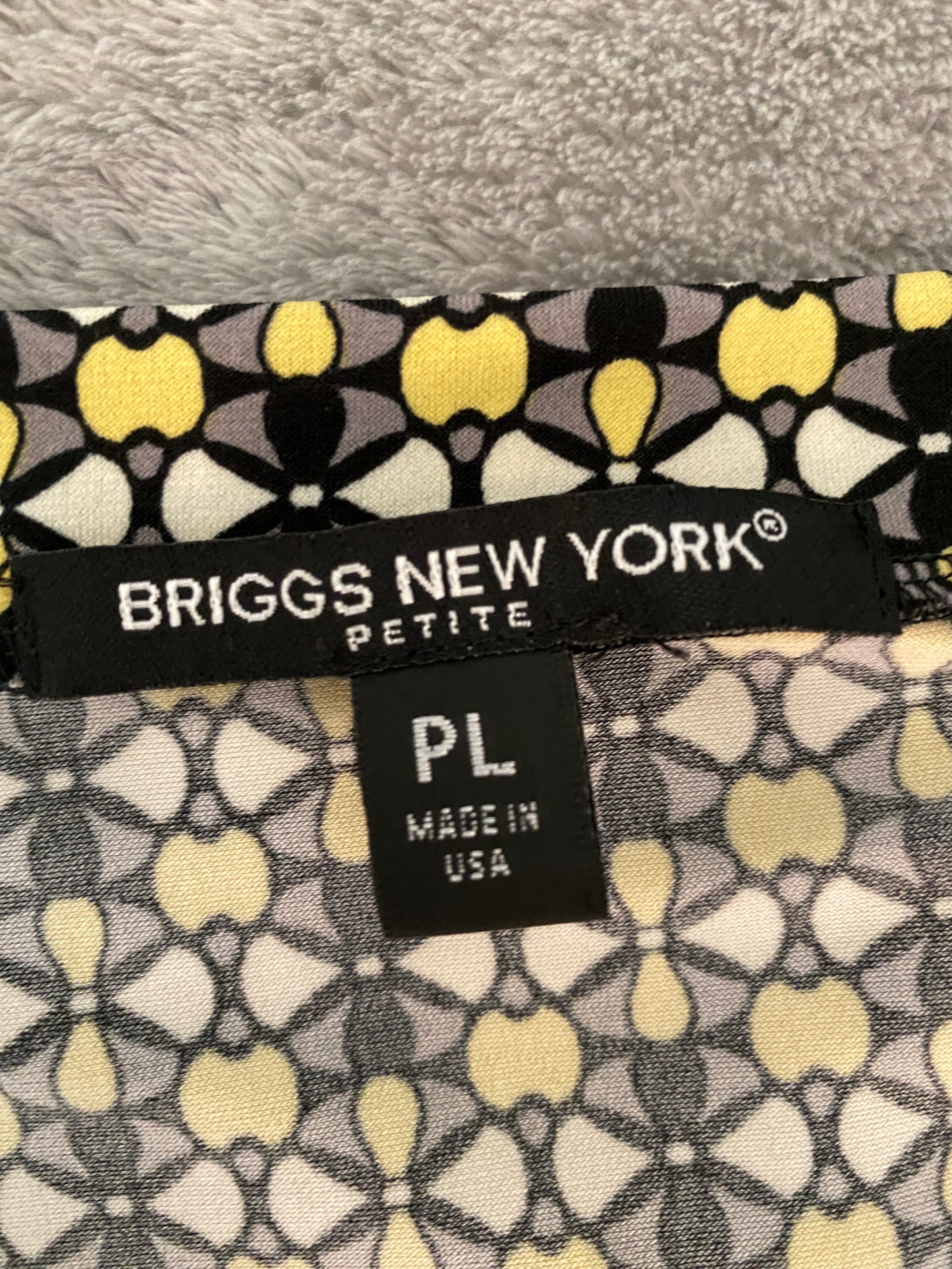 Briggs New York Petite Y2k Yellow Black Pattern Short Sleeve Top Tunic
