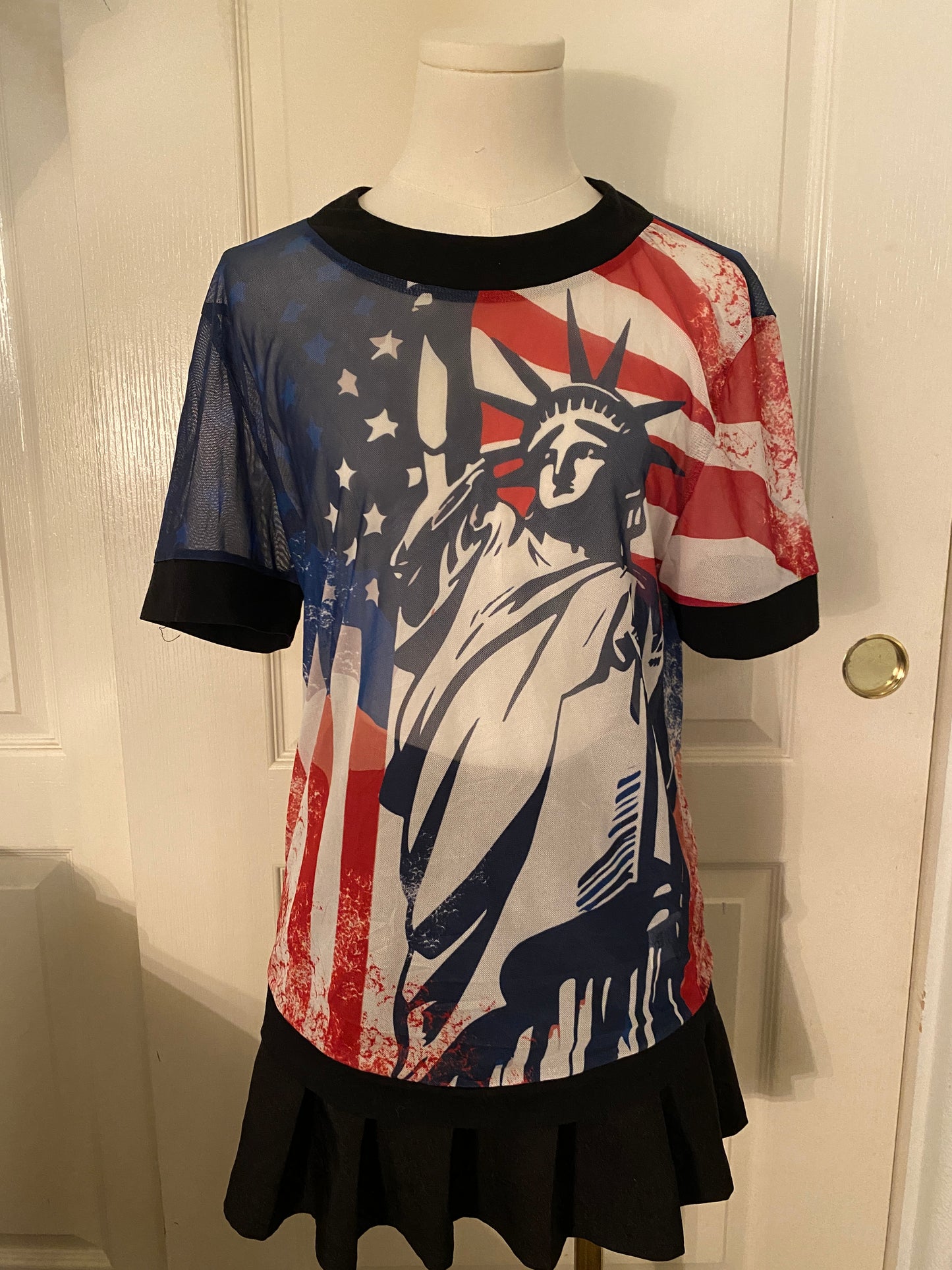 Manfinity USA Statue of Liberty Flag Patriotic Sheer Short Sleeve Top