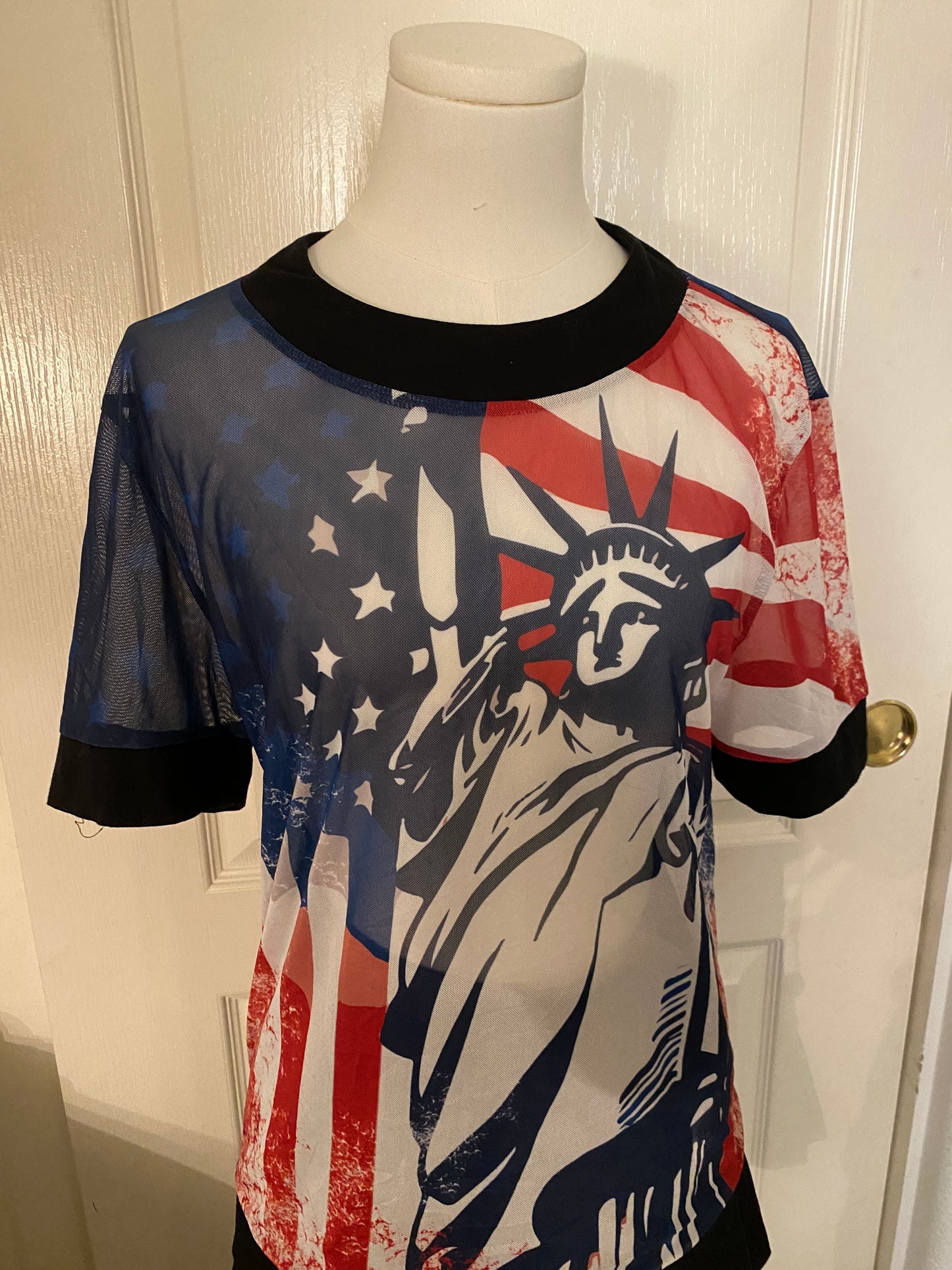 Manfinity USA Statue of Liberty Flag Patriotic Sheer Short Sleeve Top